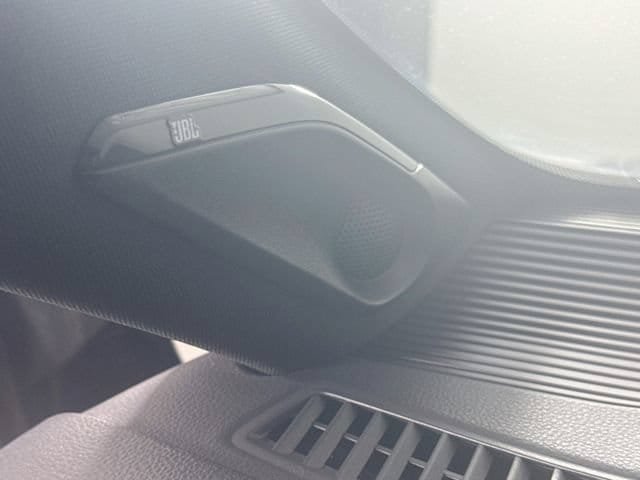 Used 2021 Toyota Venza Limited w/ Carpet Mat Package (TMS) AWD/4WD image 19