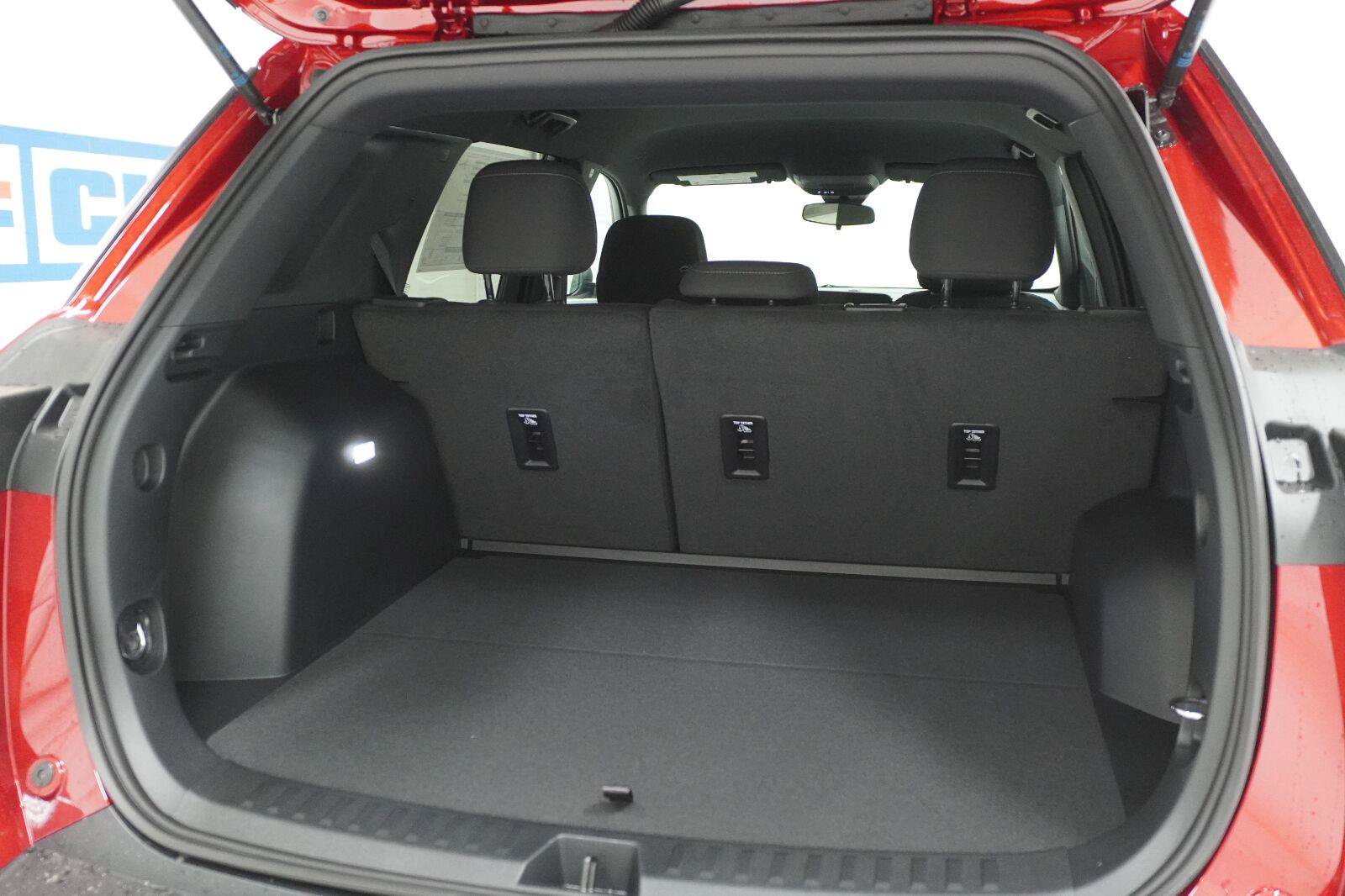 New 2027 Chevrolet Equinox LT FWD image 31
