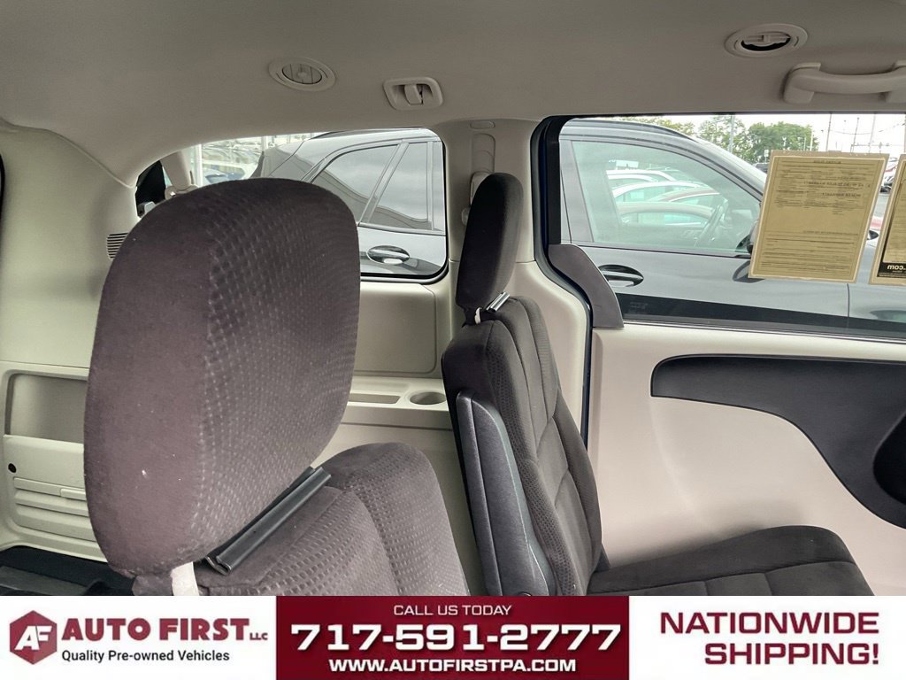 Used 2017 Dodge Grand Caravan SE w/ Power Window Group FWD image 14