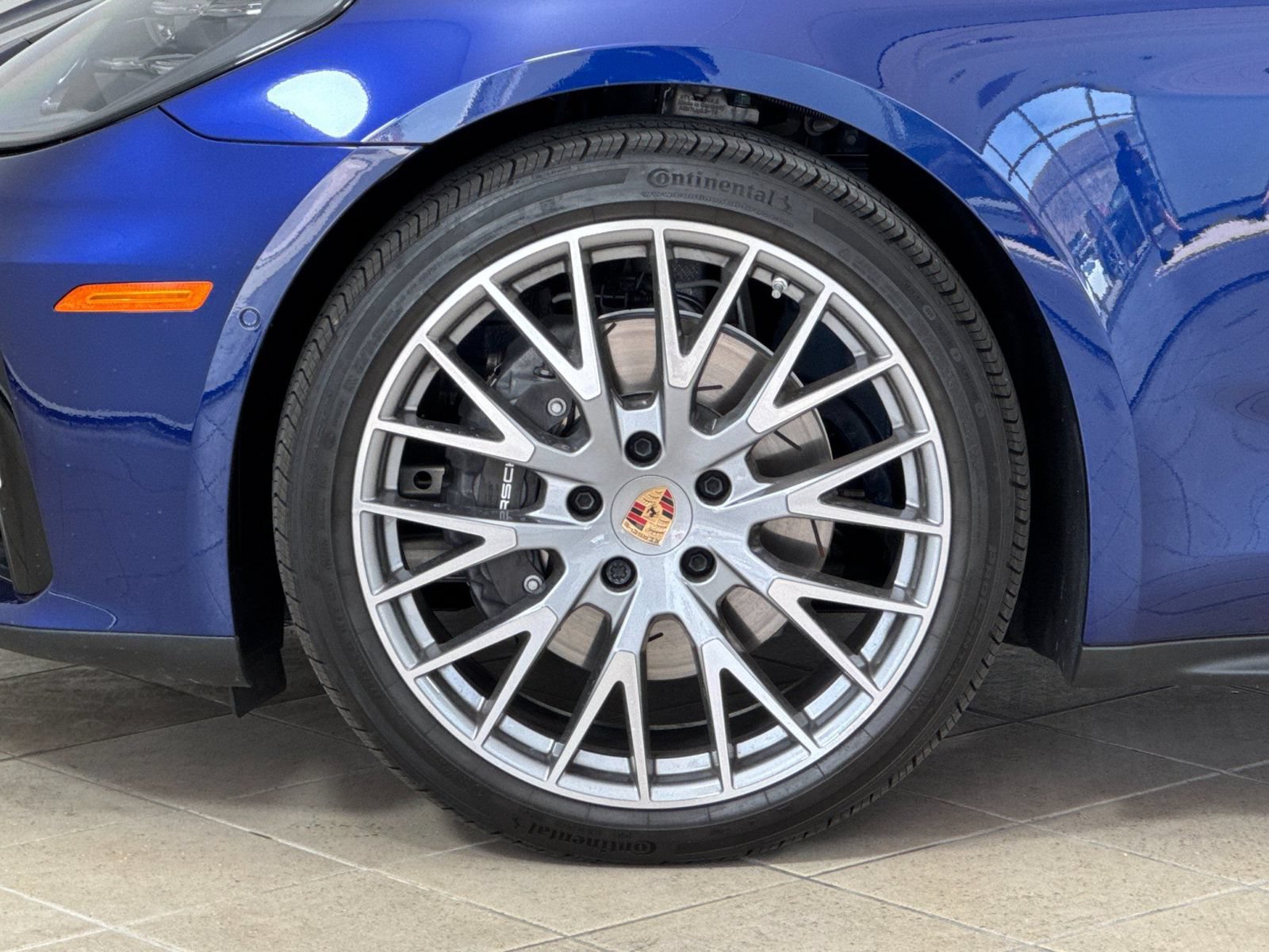 Certified 2025 Porsche Panamera RWD image 26