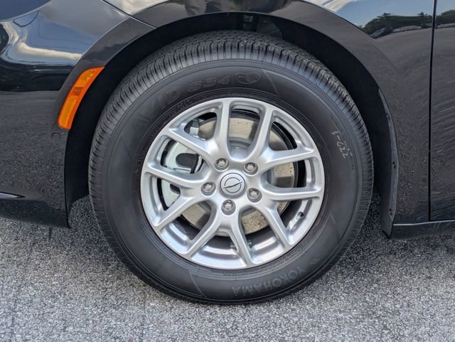 New 2025 Chrysler Pacifica Select image 12