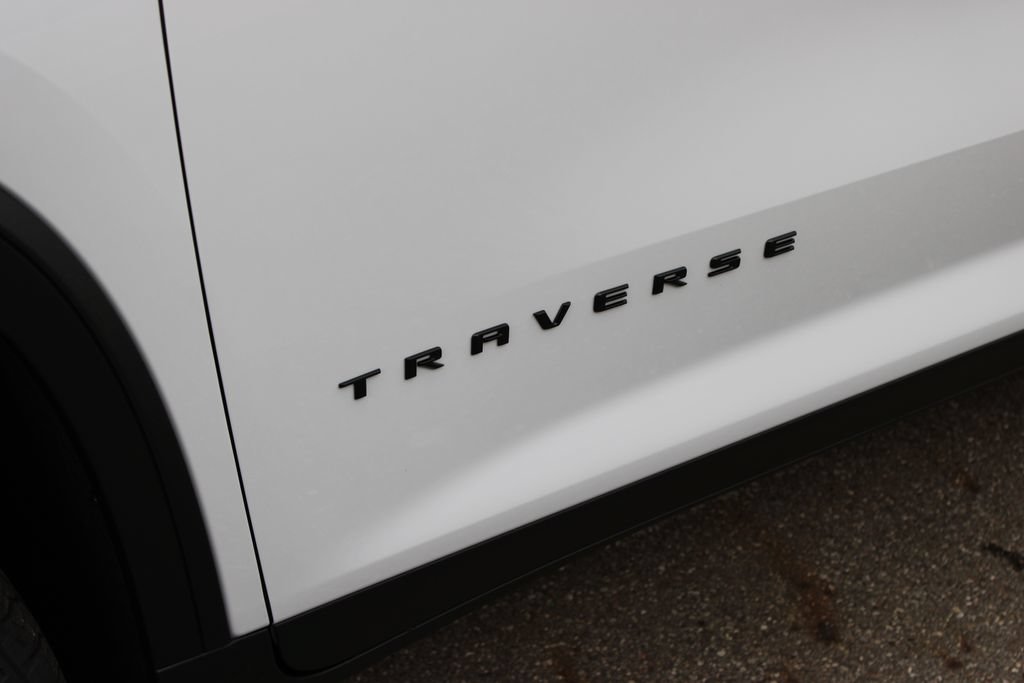 New 2027 Chevrolet Traverse Z71 w/ Enhanced Driving Package AWD/4WD image 12