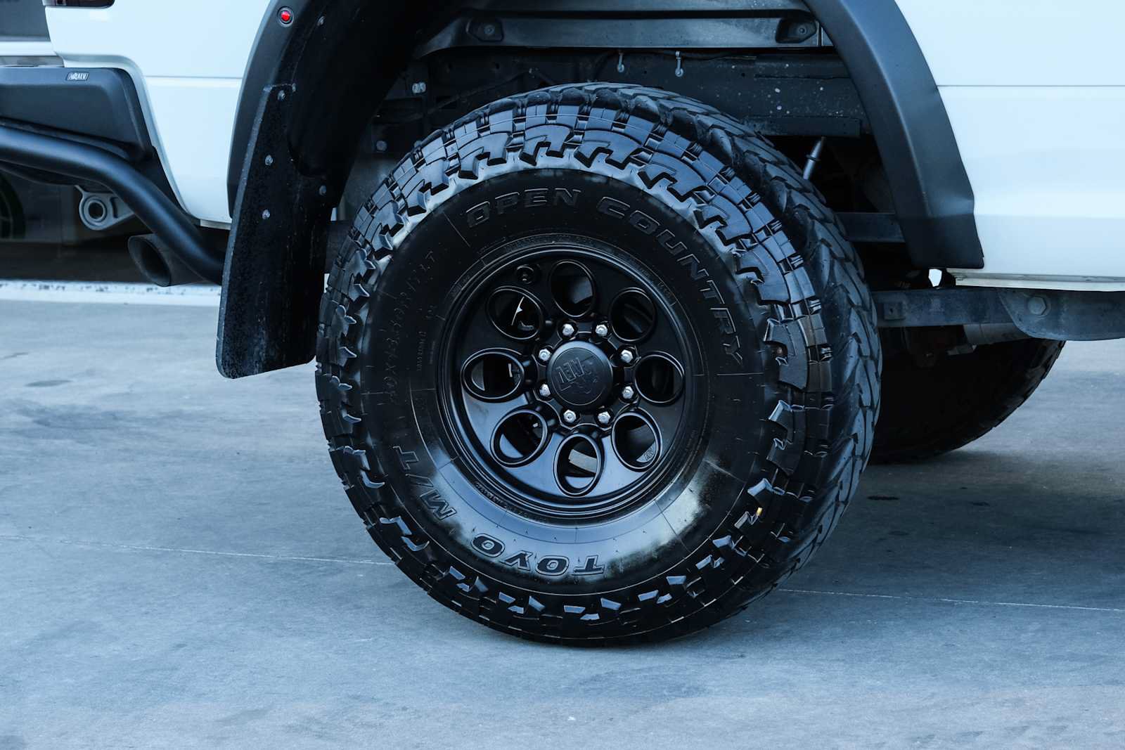 Used 2022 RAM 2500 Limited AWD/4WD image 9
