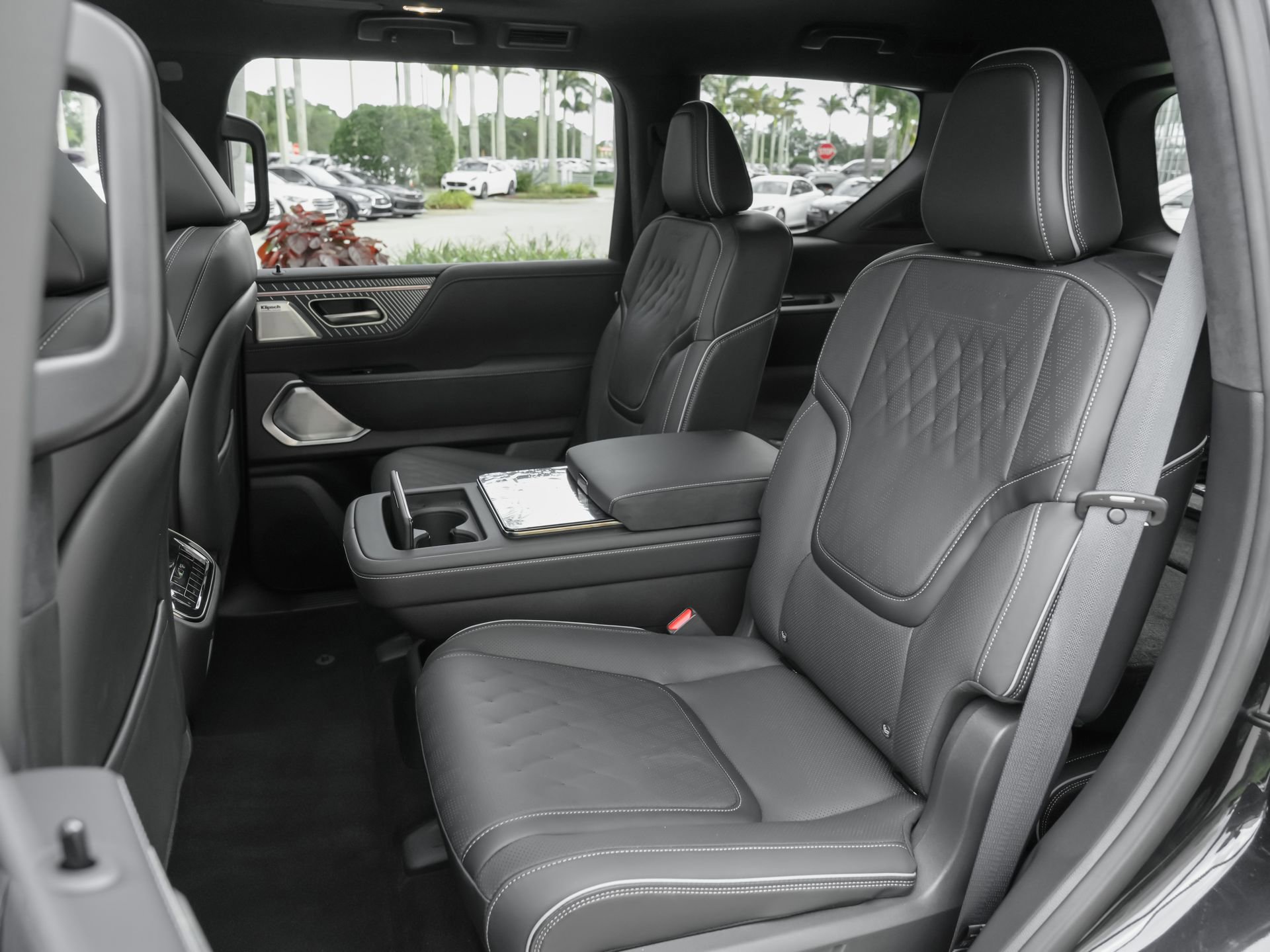 Certified 2026 INFINITI QX80 Autograph w/ Premium Cargo Package AWD/4WD image 33