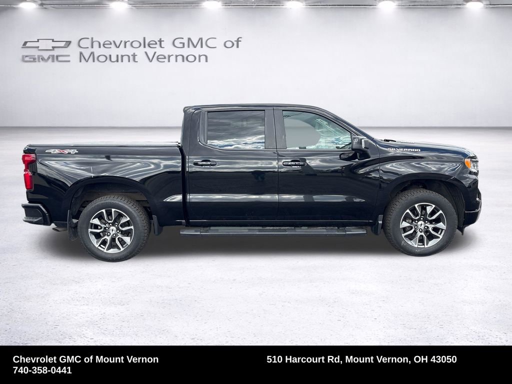 Used 2022 Chevrolet Silverado 1500 RST w/ Convenience Package II AWD/4WD image 7