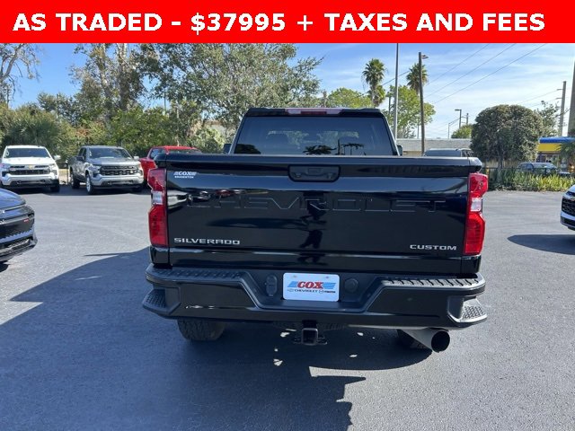 Used 2023 Chevrolet Silverado 2500 Custom w/ Custom Value Package image 5