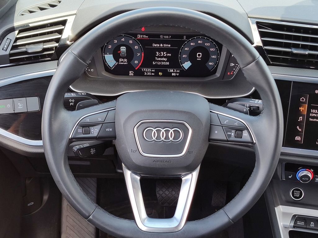 Used 2023 Audi Q3 2.0T Premium w/ Convenience Package AWD/4WD image 28