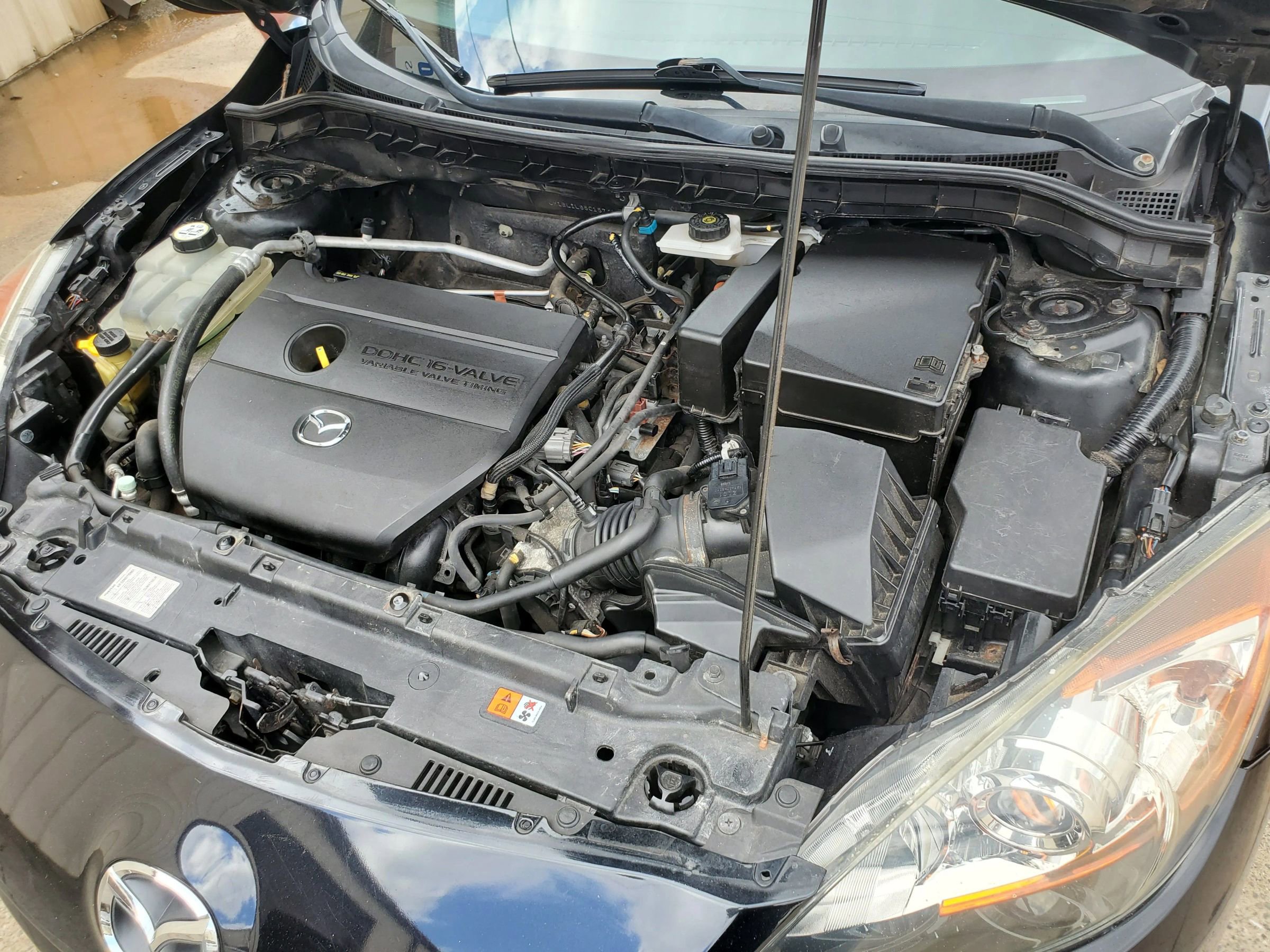 Used 2012 MAZDA MAZDA3 s Touring FWD image 40