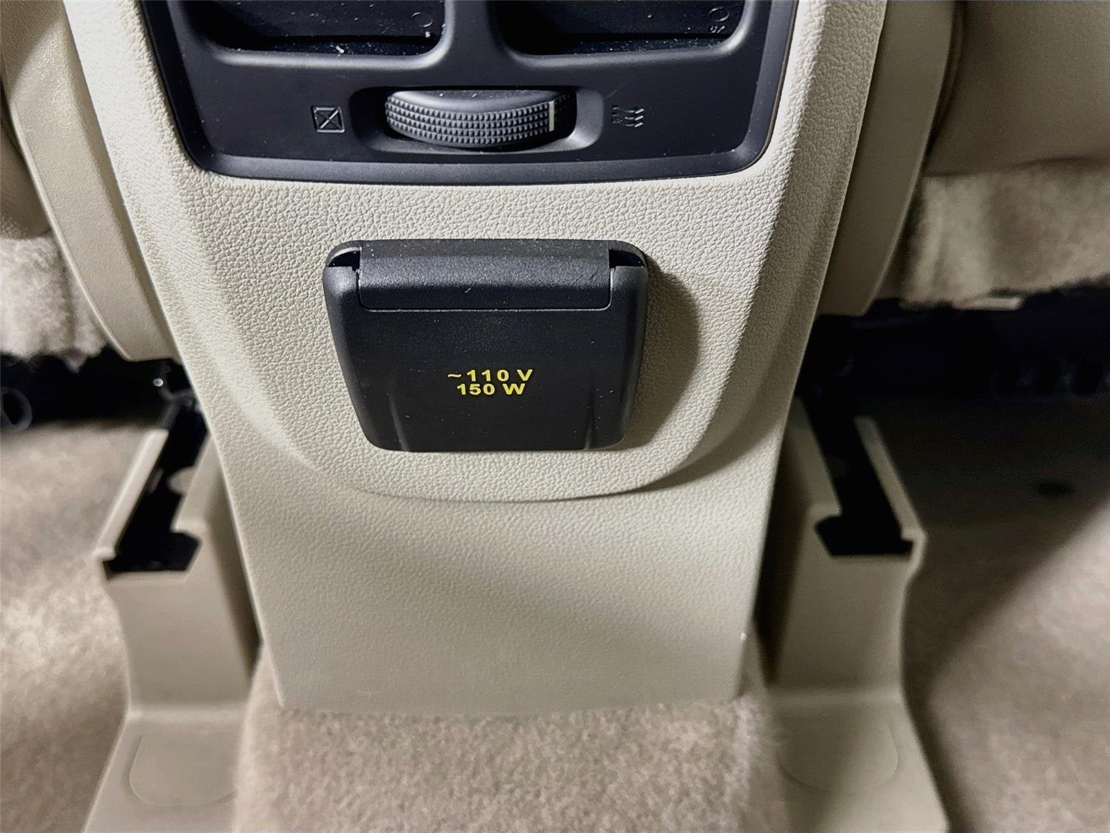 Used 2016 Ford Escape Titanium FWD image 25