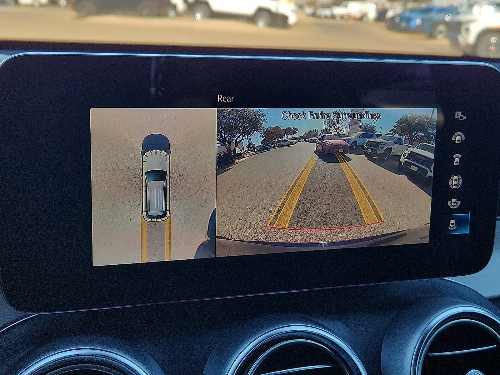 Used 2022 Mercedes-Benz GLC 300 4MATIC image 17