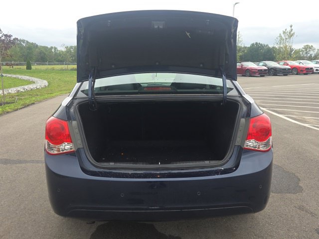 Used 2011 Chevrolet Cruze LT FWD image 9
