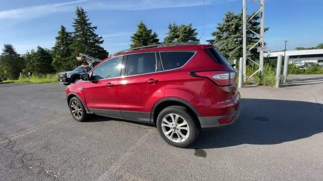 Used 2018 Ford Escape SE w/ SE Sync 3 Package AWD/4WD image 7