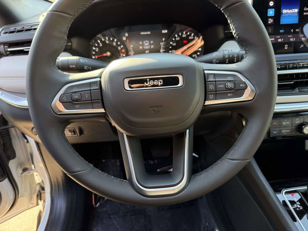 Used 2024 Jeep Compass Limited AWD/4WD image 19