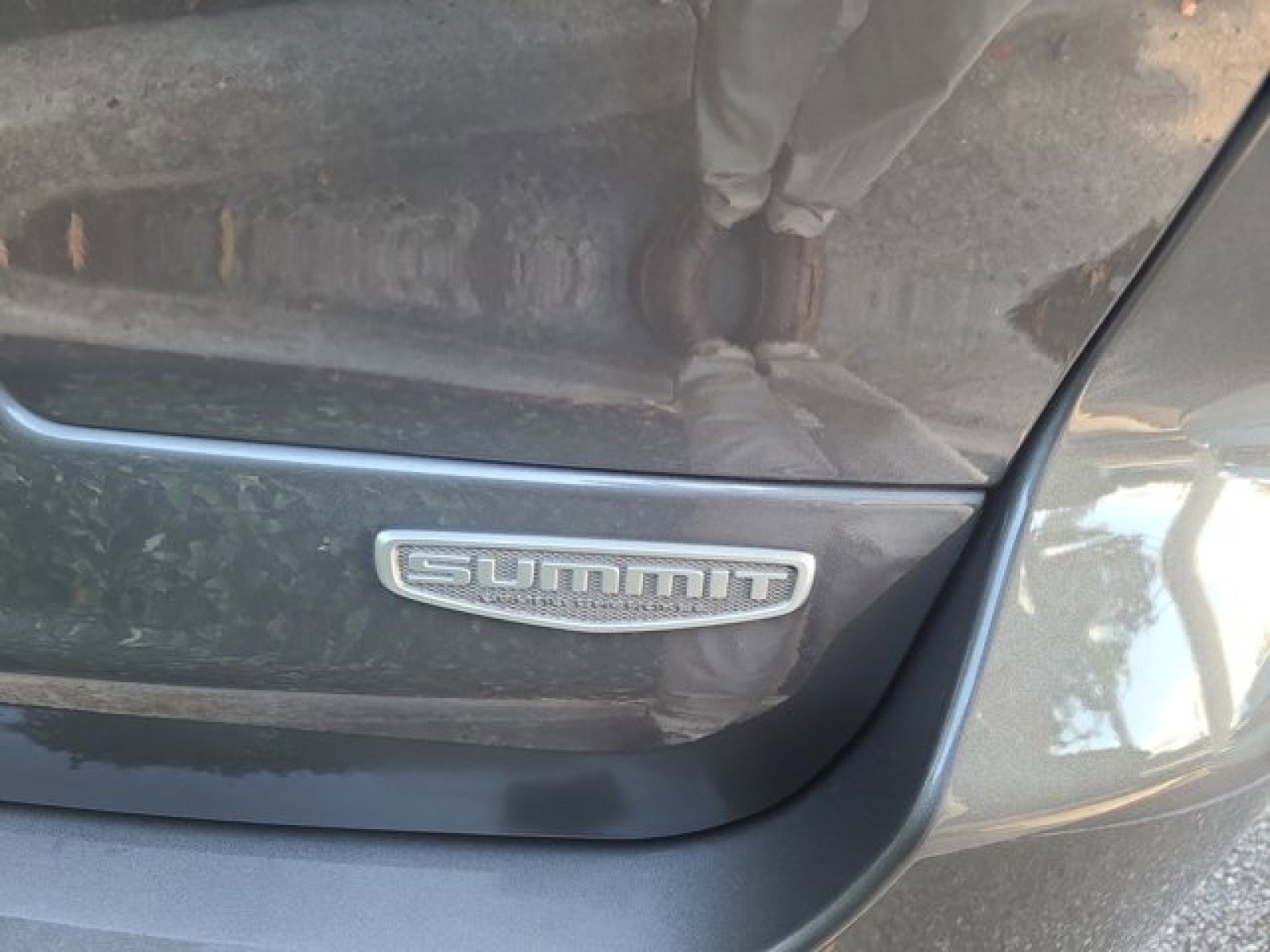 Used 2024 Jeep Grand Cherokee L Summit image 44