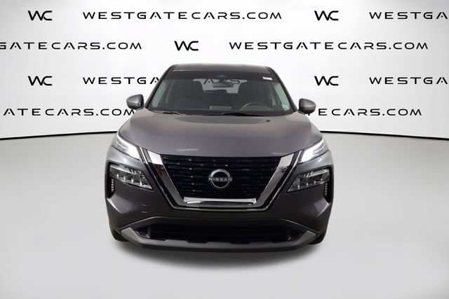 Used 2023 Nissan Rogue SV FWD video 2