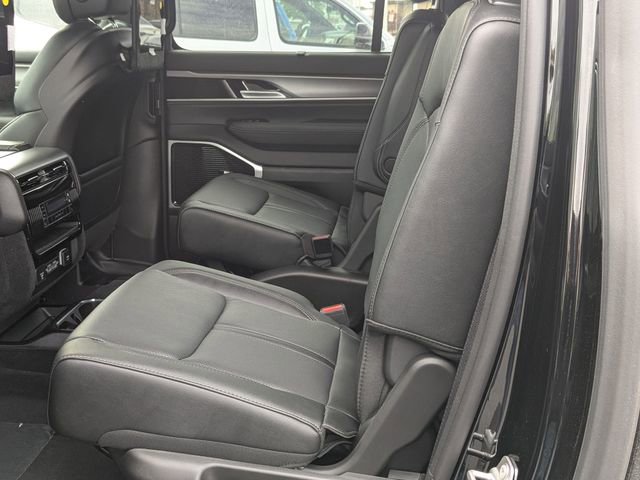 New 2026 Jeep Grand Wagoneer L Limited AWD/4WD image 17