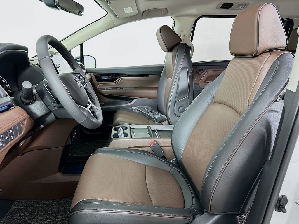 New 2026 Honda Odyssey Elite image 8