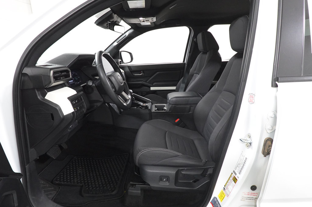 Used 2024 Toyota Tacoma TRD Off-Road AWD/4WD image 21