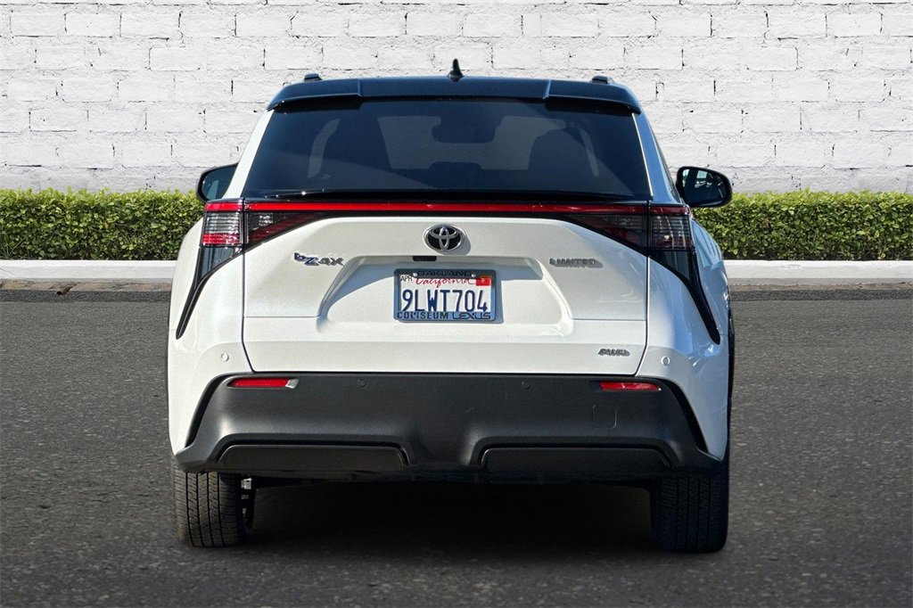 Used 2023 Toyota bZ4X Limited image 5