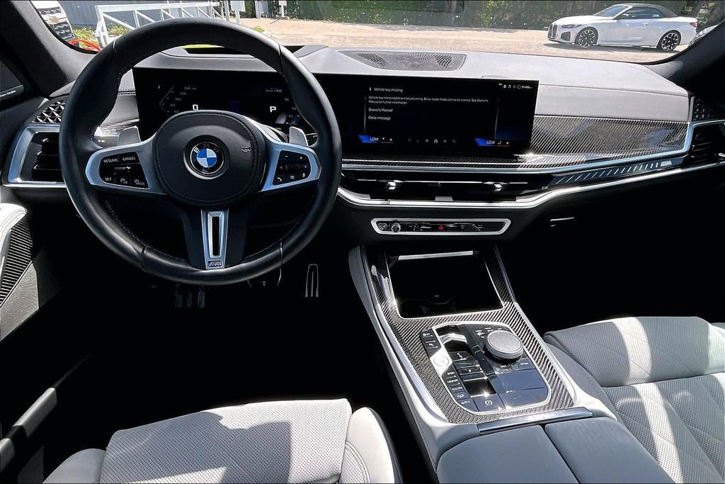 Used 2026 BMW X5 M60i image 3