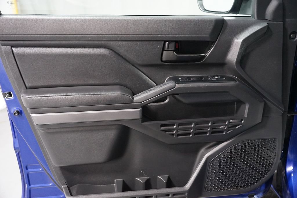 Certified 2024 Toyota Tacoma SR5 image 31