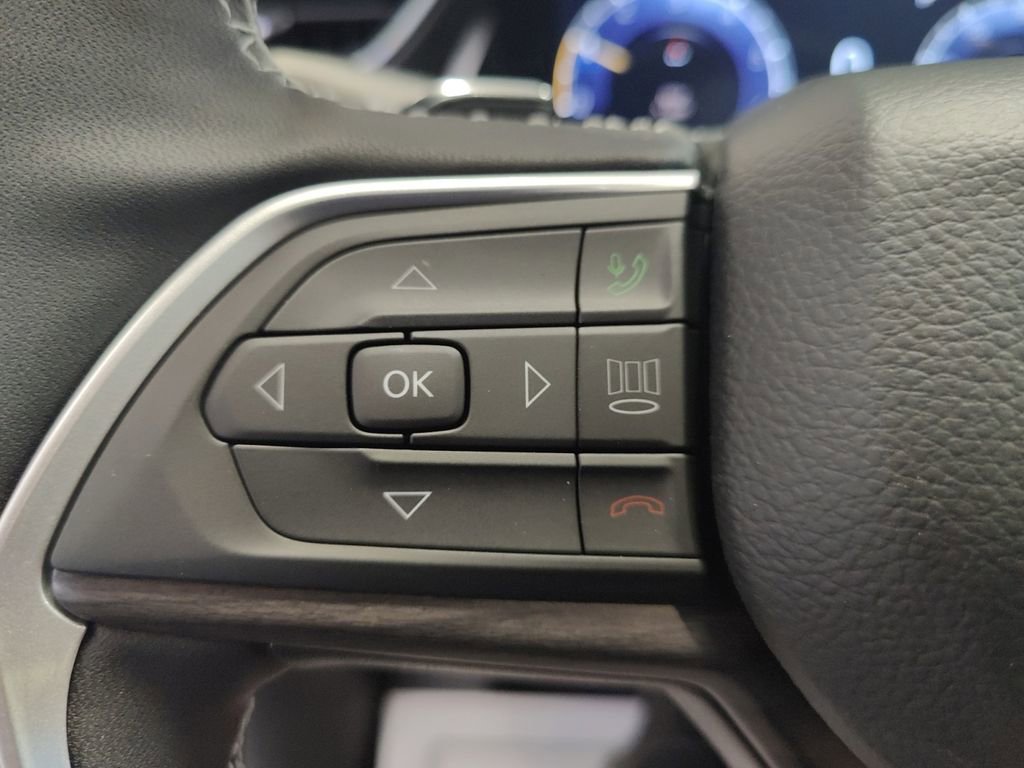 New 2025 Jeep Grand Cherokee L Limited w/ Luxury Tech Group II image 29