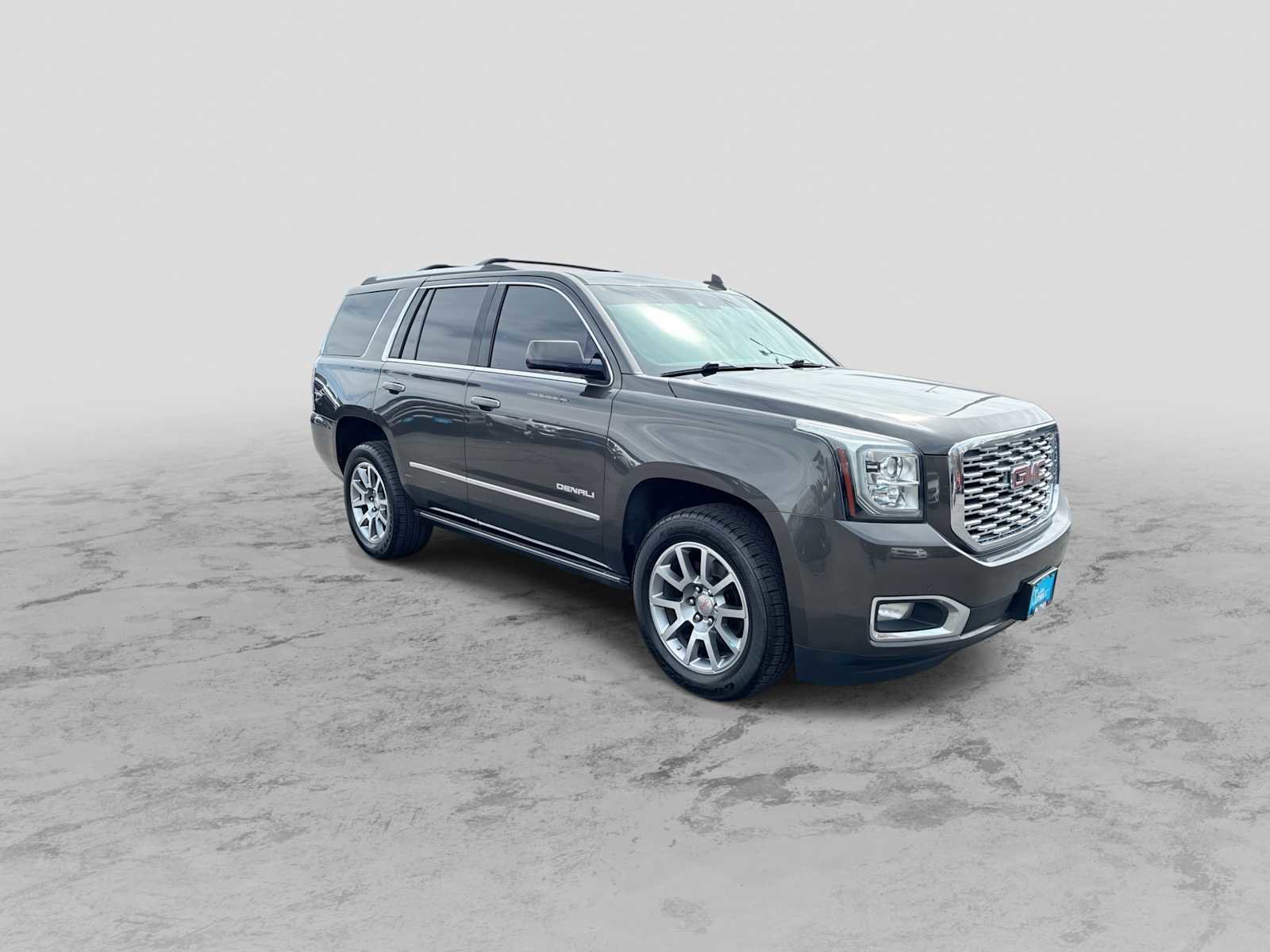 Used 2019 GMC Yukon Denali w/ Open Road Package AWD/4WD image 2
