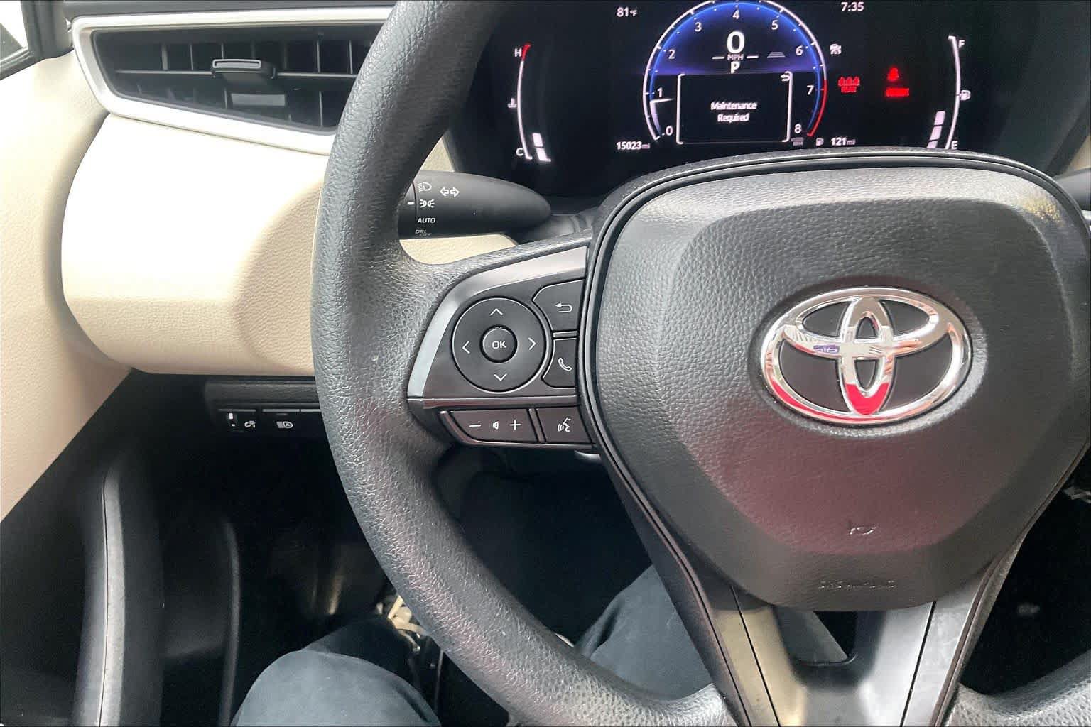 Used 2026 Toyota Corolla LE FWD image 22