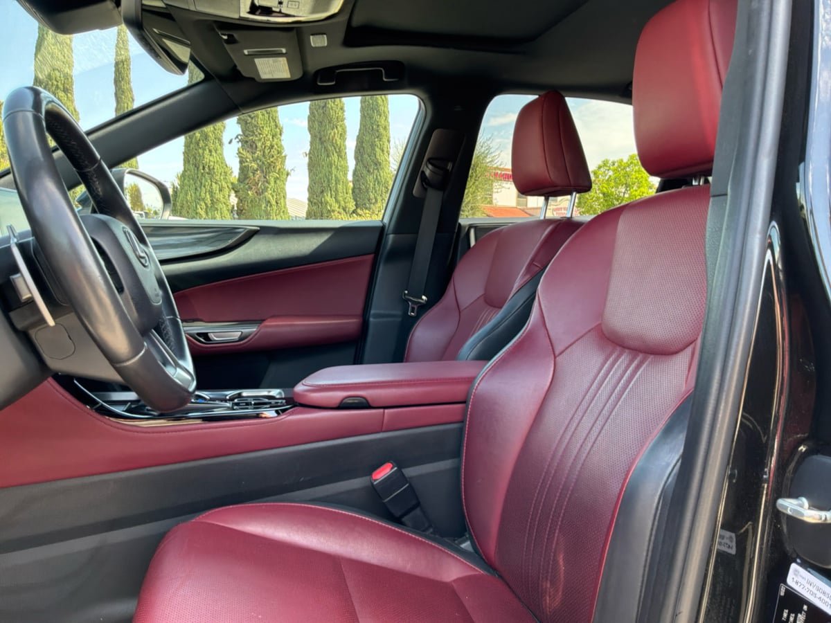 Used 2023 Lexus NX 250 FWD image 19