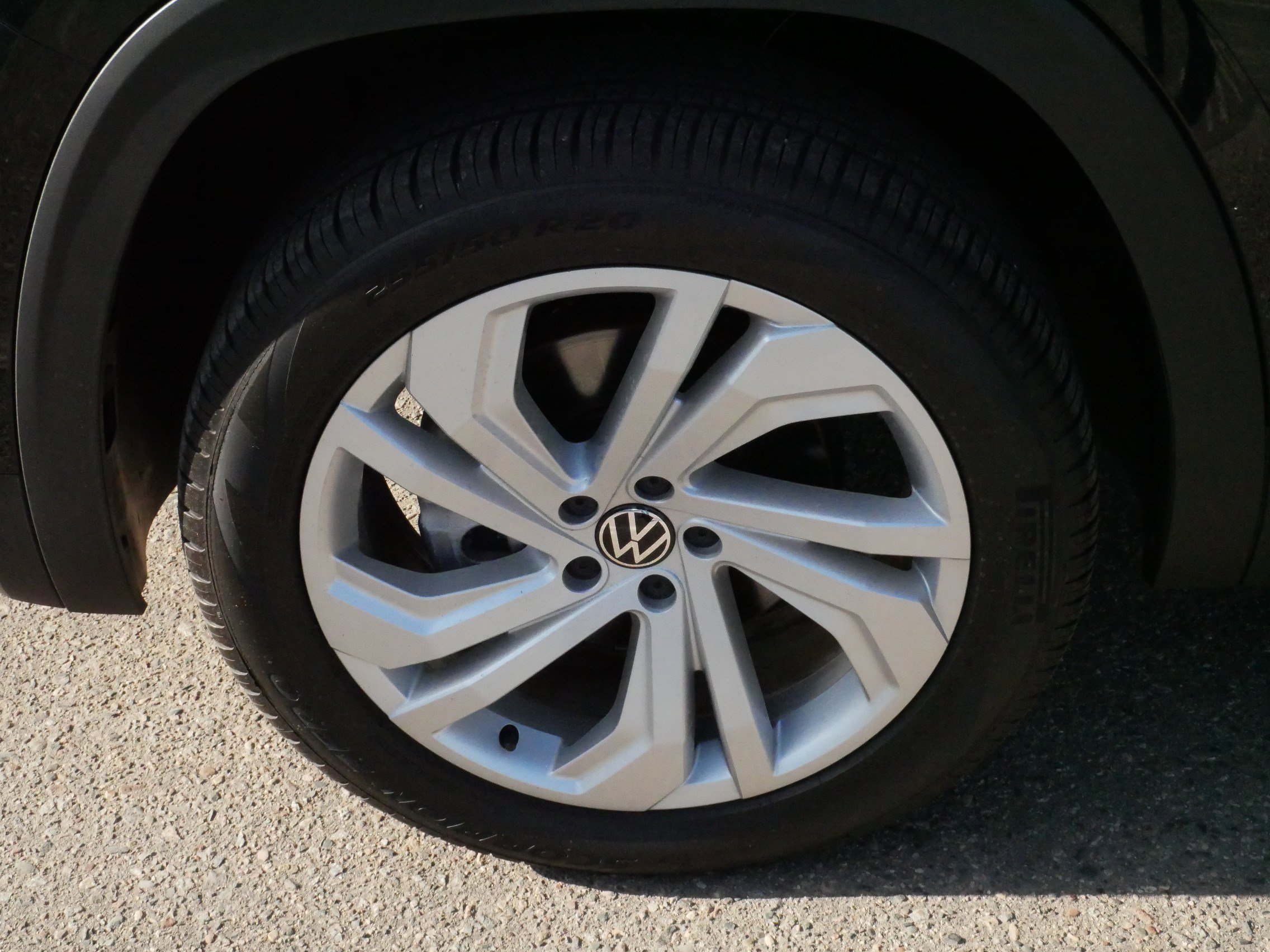 Certified 2023 Volkswagen Atlas SE image 15