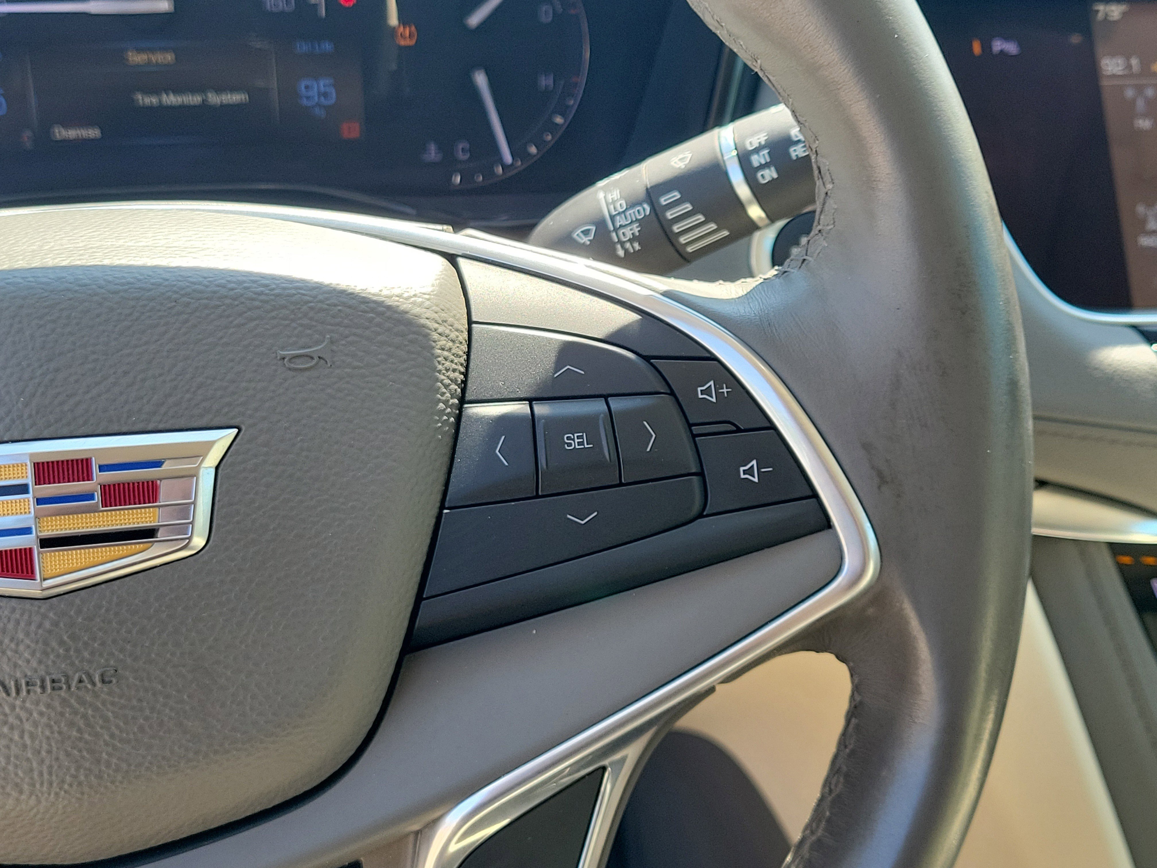 Used 2017 Cadillac XT5 Premium Luxury w/ LPO, Wheel Lock Package image 24