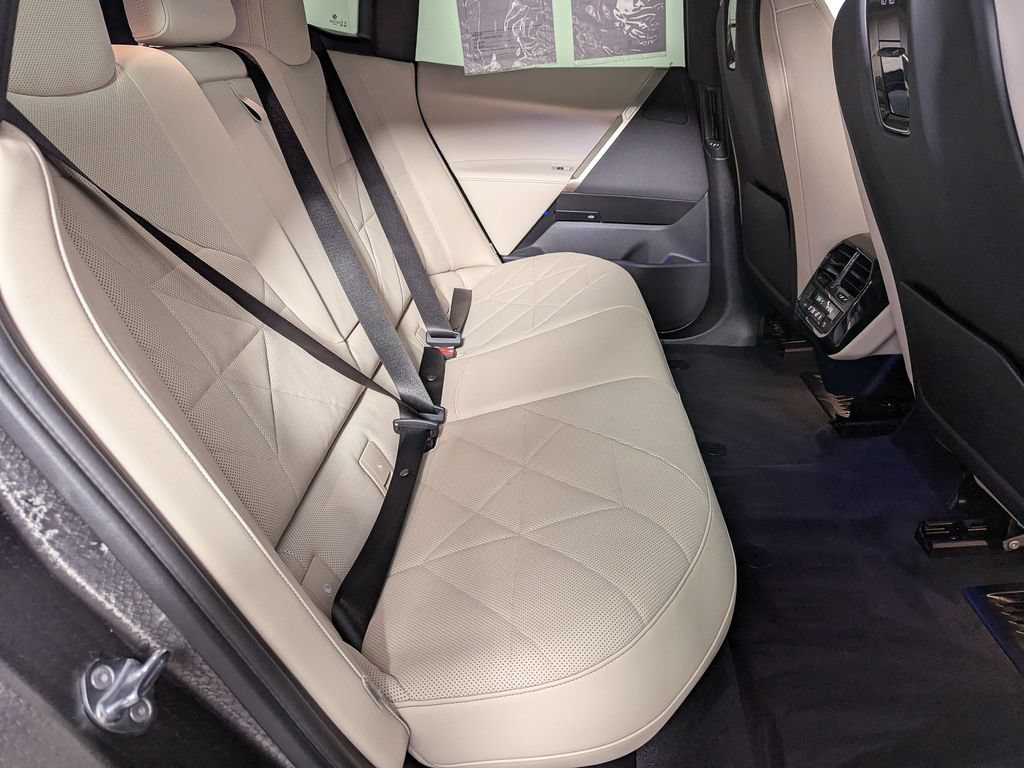 Certified 2023 BMW iX xDrive50 w/ Sport Package AWD/4WD image 36