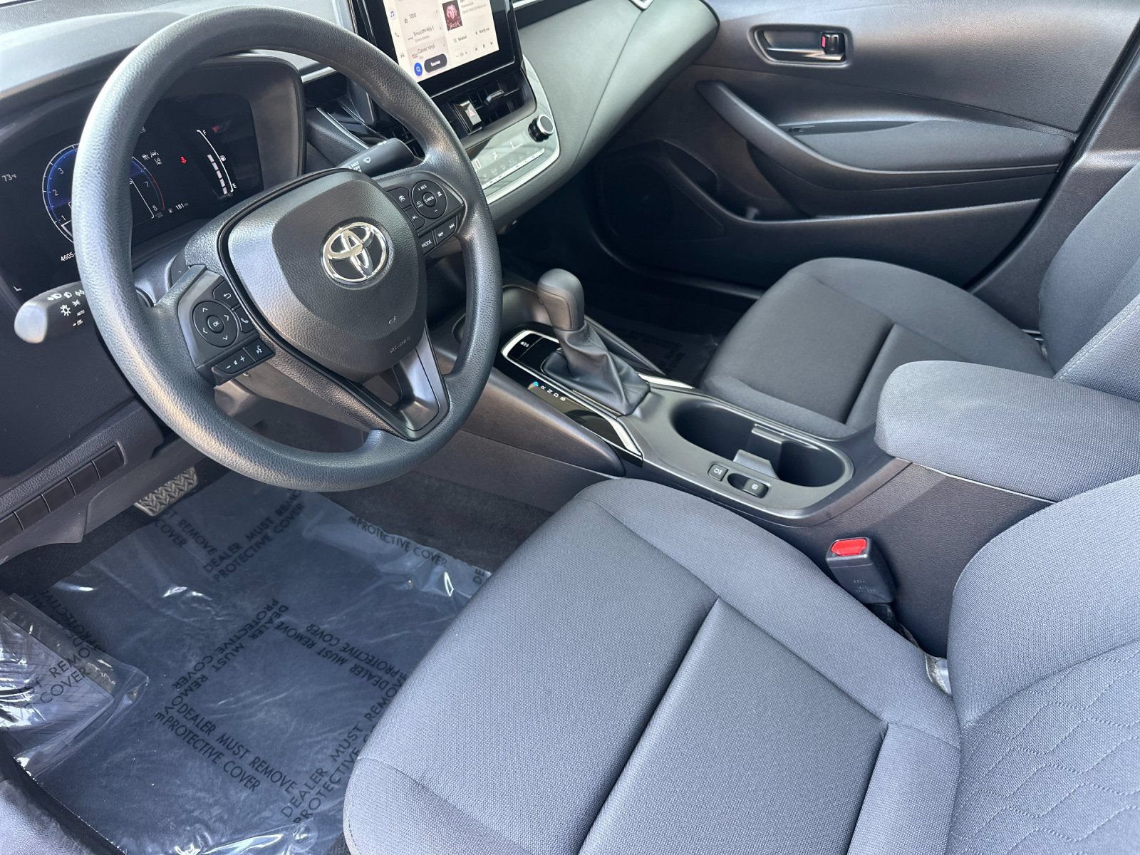 Used 2026 Toyota Corolla LE FWD image 11