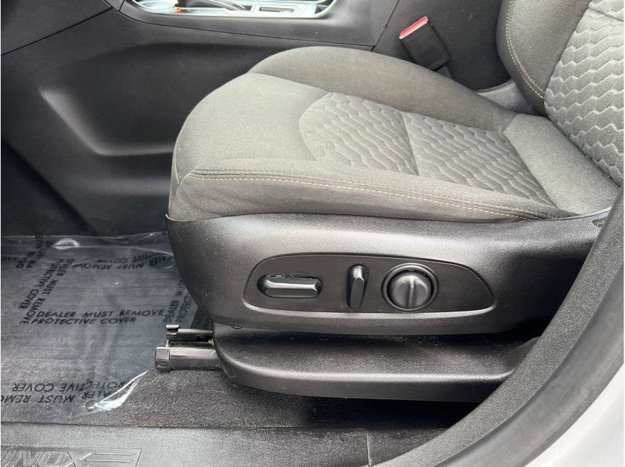Used 2019 Chevrolet Equinox LT image 6