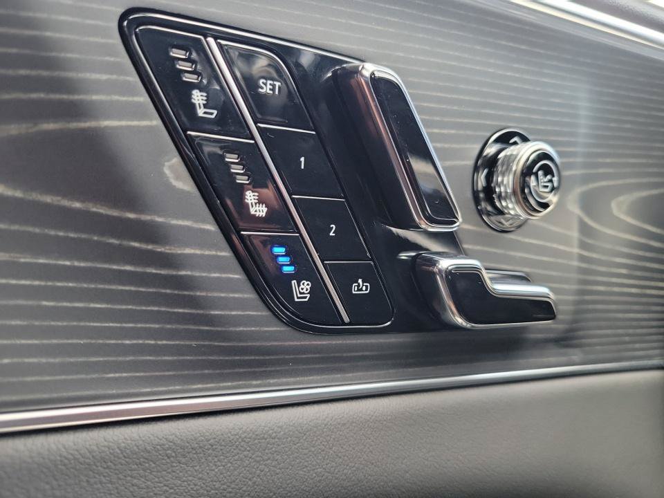 Certified 2026 Cadillac Lyriq V AWD/4WD image 20