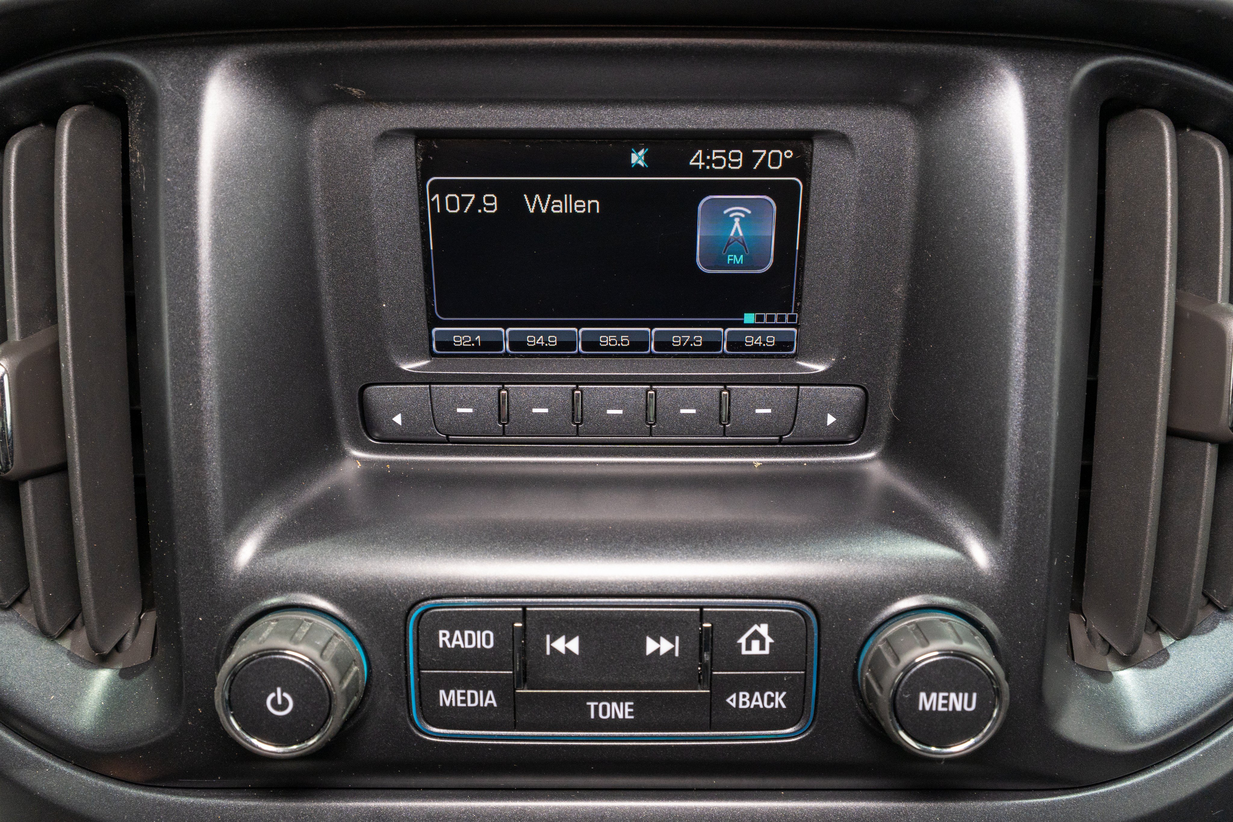 Used 2016 Chevrolet Colorado W/T w/ WT Convenience Package RWD image 18