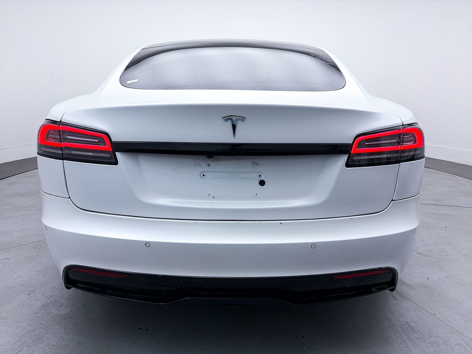 Used 2022 Tesla Model S image 23