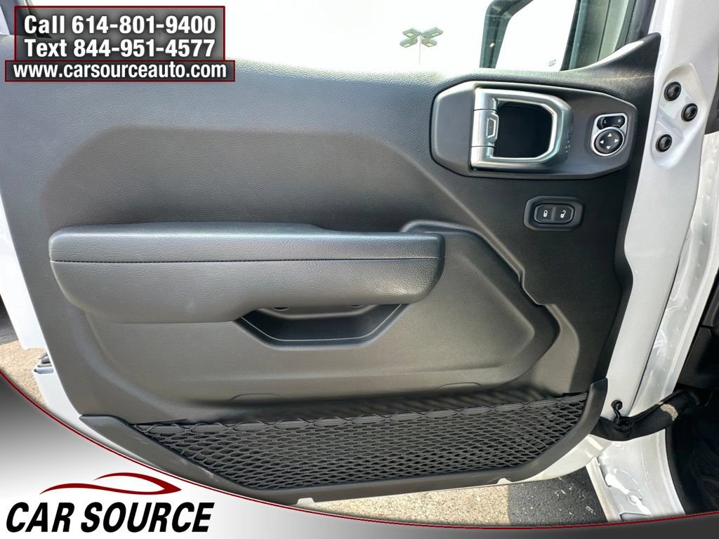 Used 2024 Jeep Wrangler Sport AWD/4WD image 17