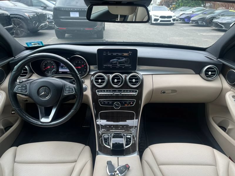 Used 2018 Mercedes-Benz C 300 4MATIC Sedan image 29