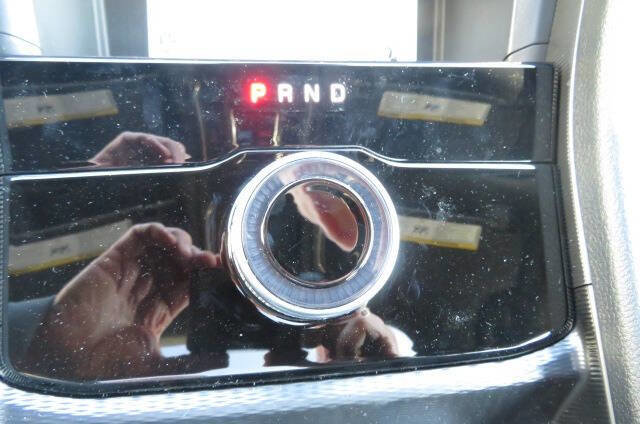 New 2025 Jeep Grand Cherokee L Laredo w/ Luxury Tech Group I image 27