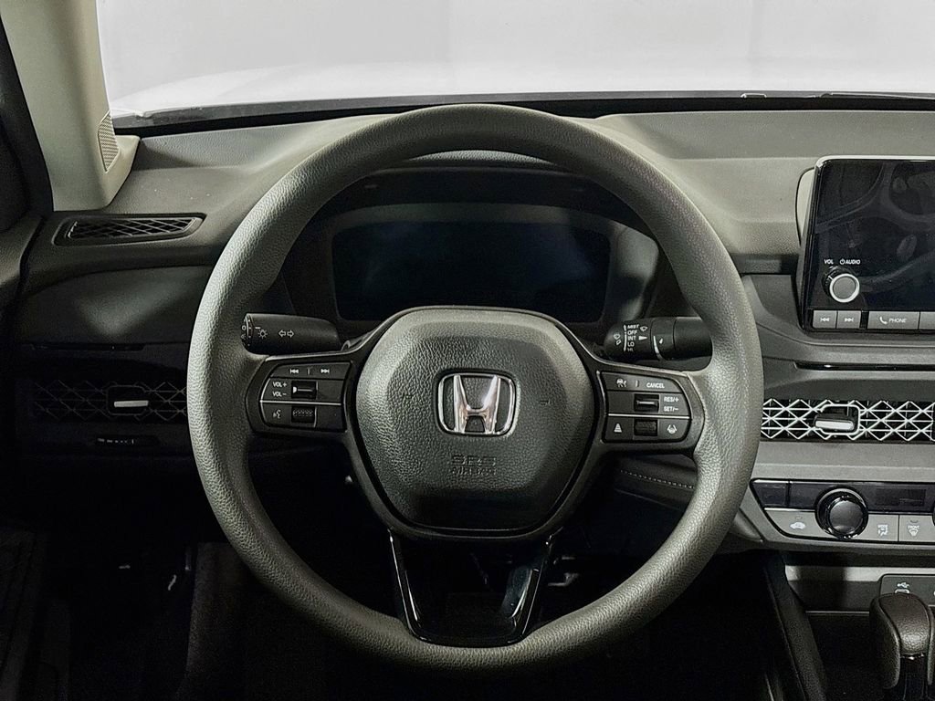 Used 2025 Honda Accord SE image 13