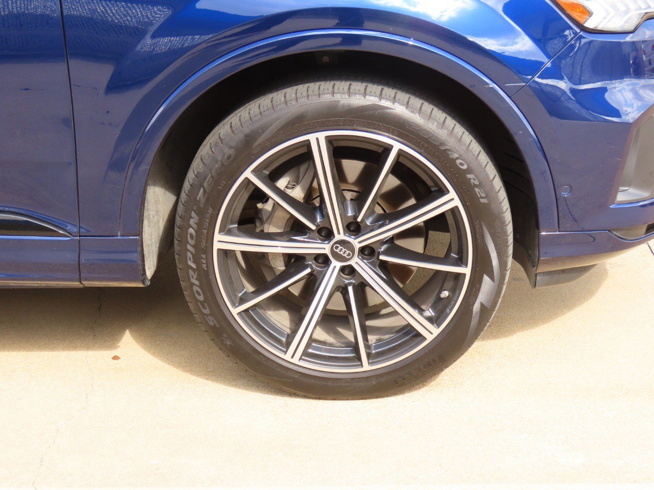 Used 2023 Audi Q7 3.0T Premium Plus w/ Premium Plus Package image 9