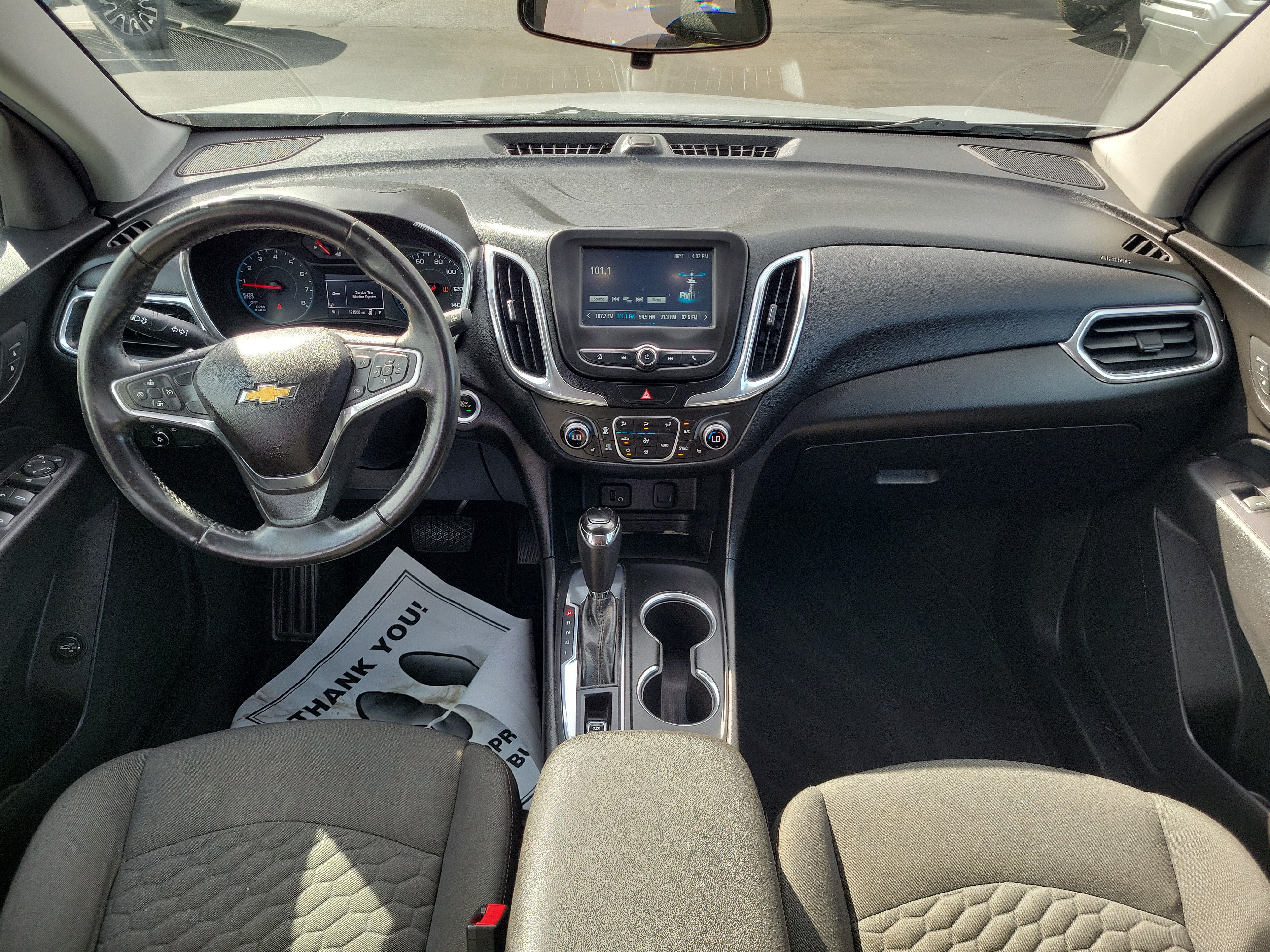 Used 2018 Chevrolet Equinox LT FWD image 9