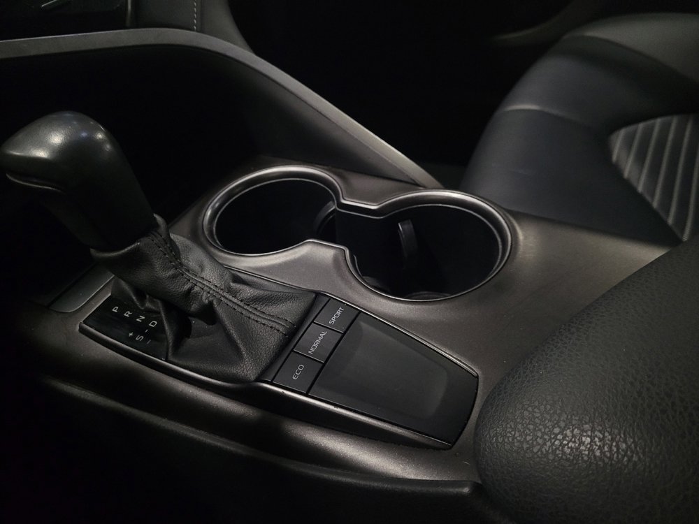 Used 2024 Toyota Camry SE image 26