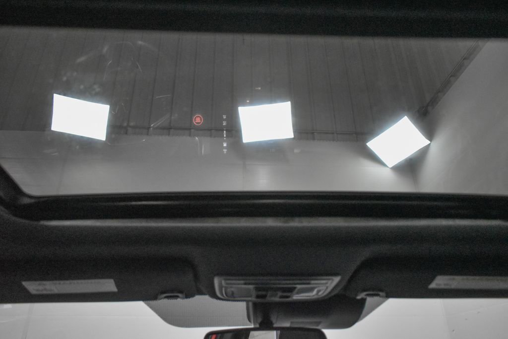 Used 2017 Honda Civic EX-L image 19