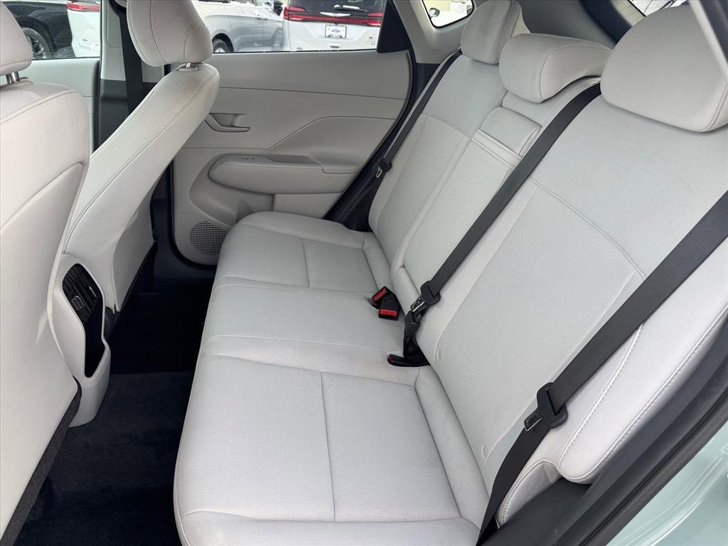 Used 2025 Hyundai Kona SEL image 9