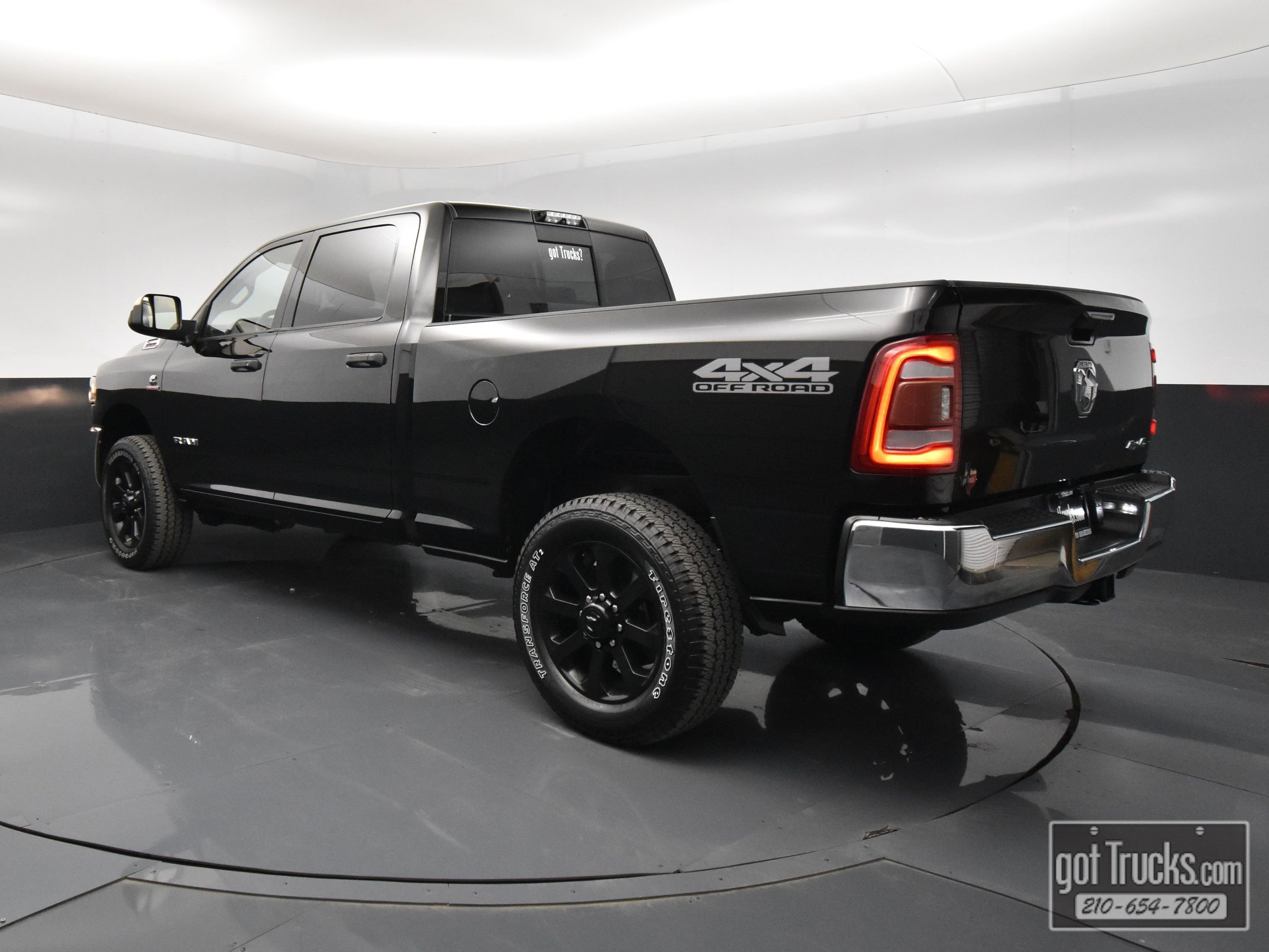 Used 2020 RAM 2500 Tradesman w/ Towing Technology Group image 5