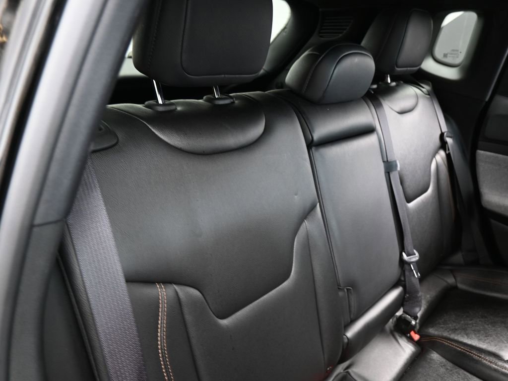 Used 2024 Jeep Compass Latitude image 33