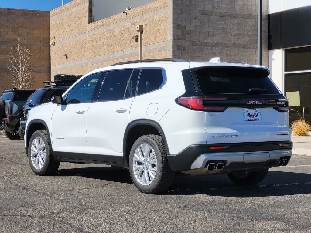Used 2024 GMC Acadia Elevation image 5