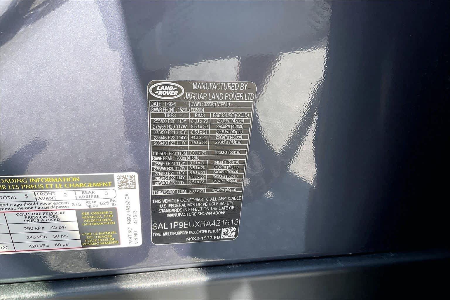 Used 2024 Land Rover Range Rover Sport SE AWD/4WD image 36